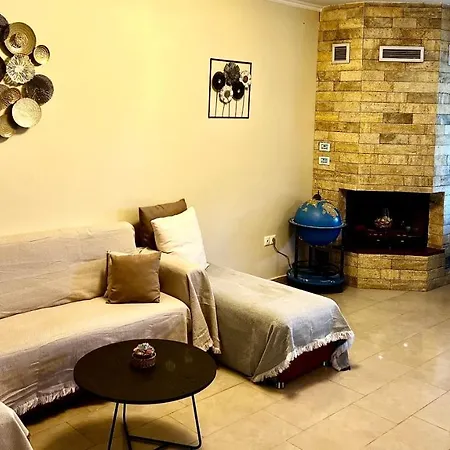 Seaview House Athena Holiday home *