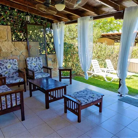 Seaview House Athena Hanioti