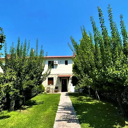Seaview House Athena Holiday home