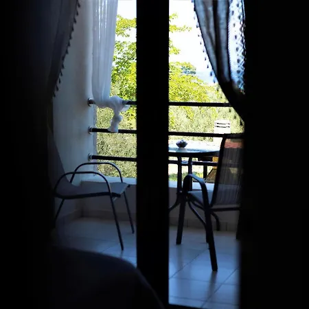Seaview House Athena * Hanioti