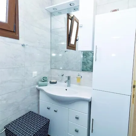 Seaview House Athena Χανιώτη