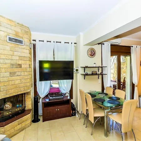 Seaview House Athena بيت للعطل