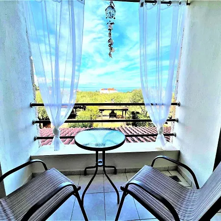 Seaview House Athena بيت للعطل