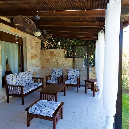 Seaview House Athena بيت للعطل هانيوتي